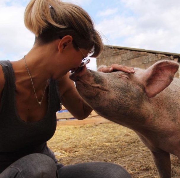 Sophie Lemcke, Tierrechtsaktivistin und Texterin für eine gerechtere Welt